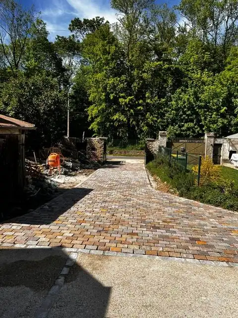 allée pavés d'inde
